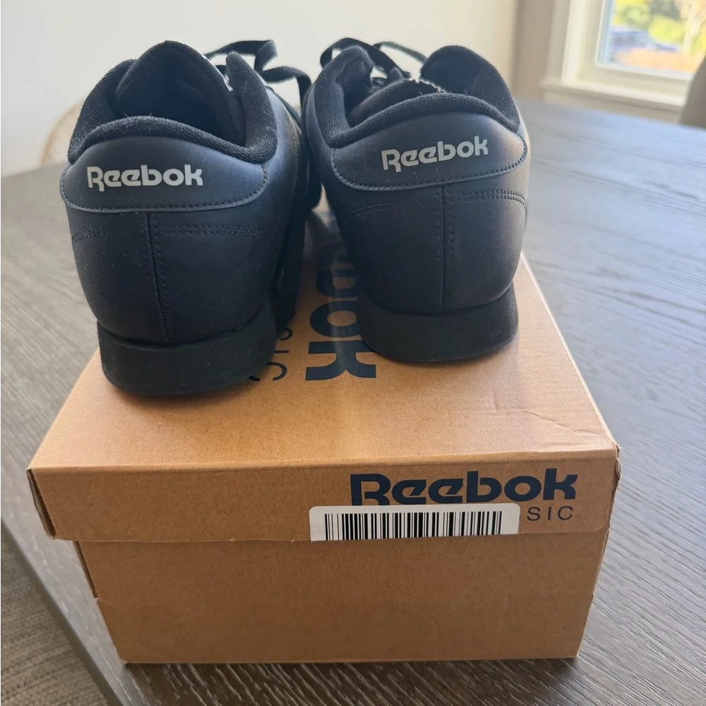 Reebok Classic Women's Princess 11 Wide Shoes - Picture 4 of 7